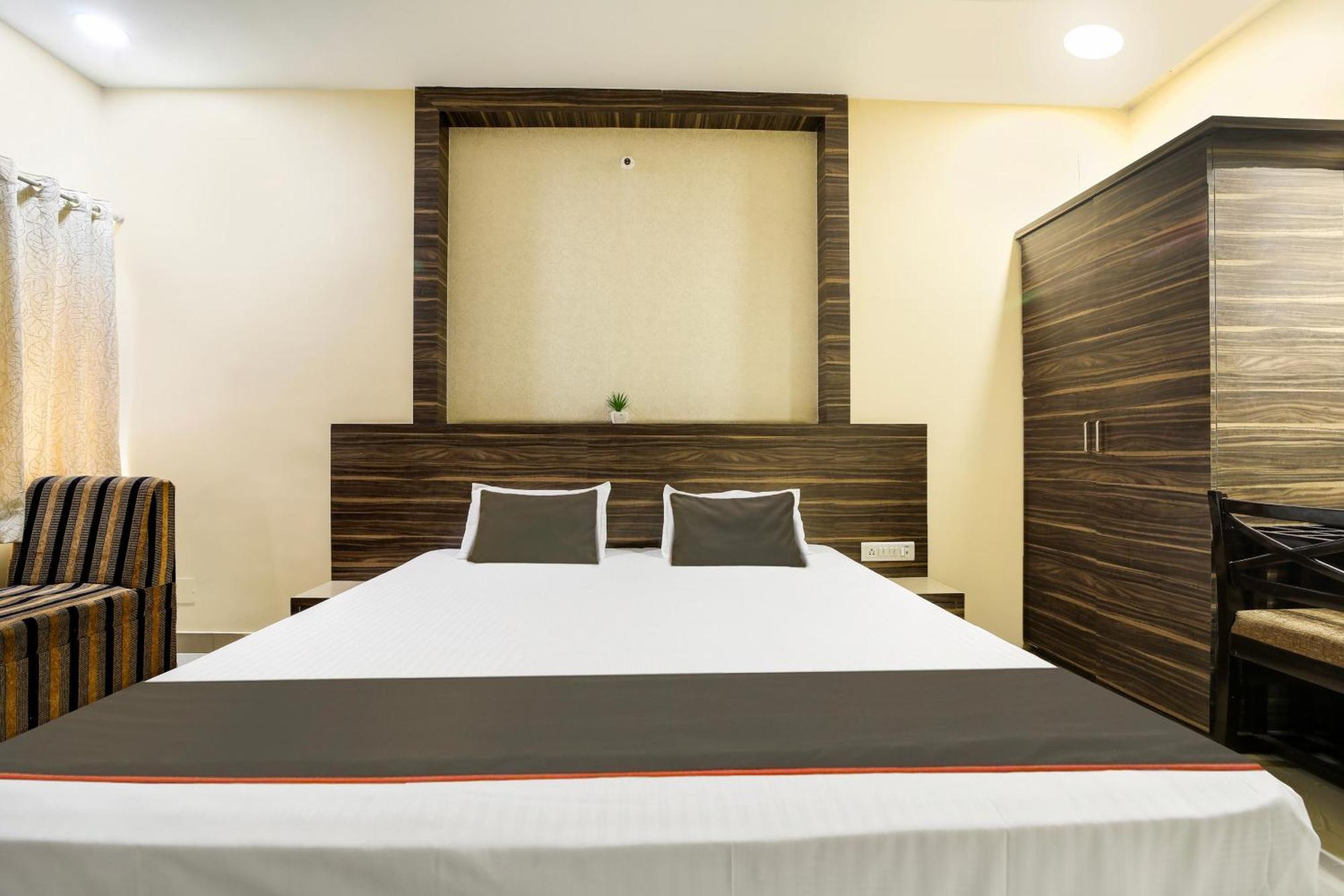 Collection O Hotel Silver Inn โบปาล ภายนอก รูปภาพ